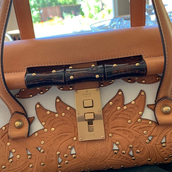 GUCCI BAMBOO STYLE BAG - Picture 2 of 7